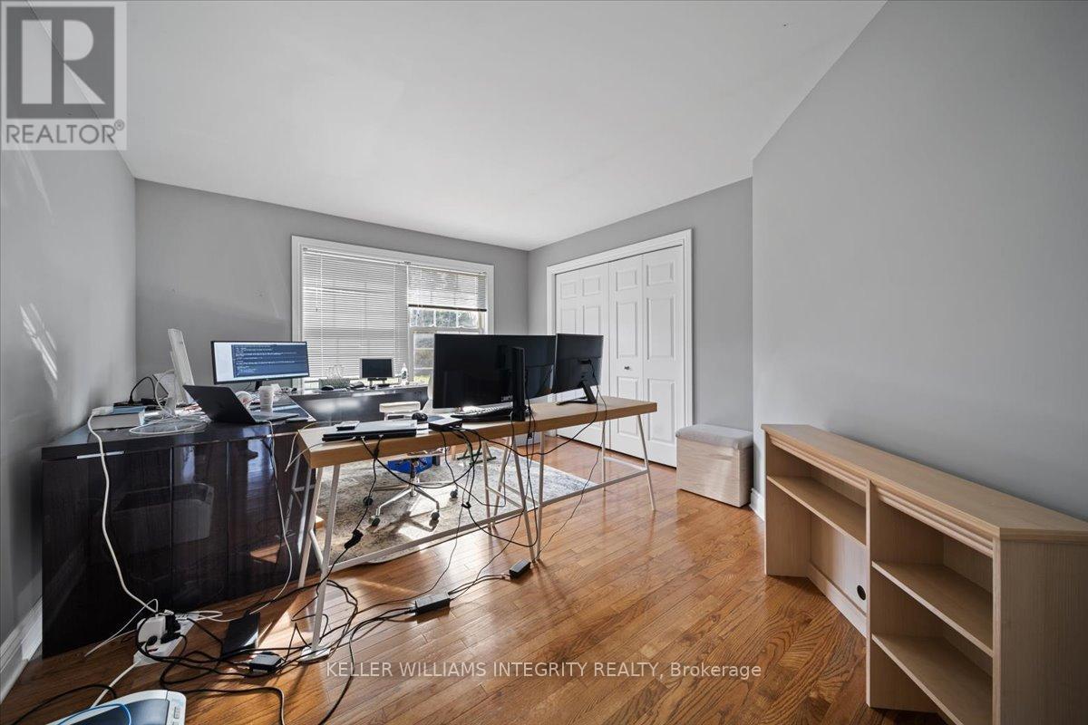 












38 MARCHVALE DRIVE

,
Ottawa,




Ontario
K2W1C2

