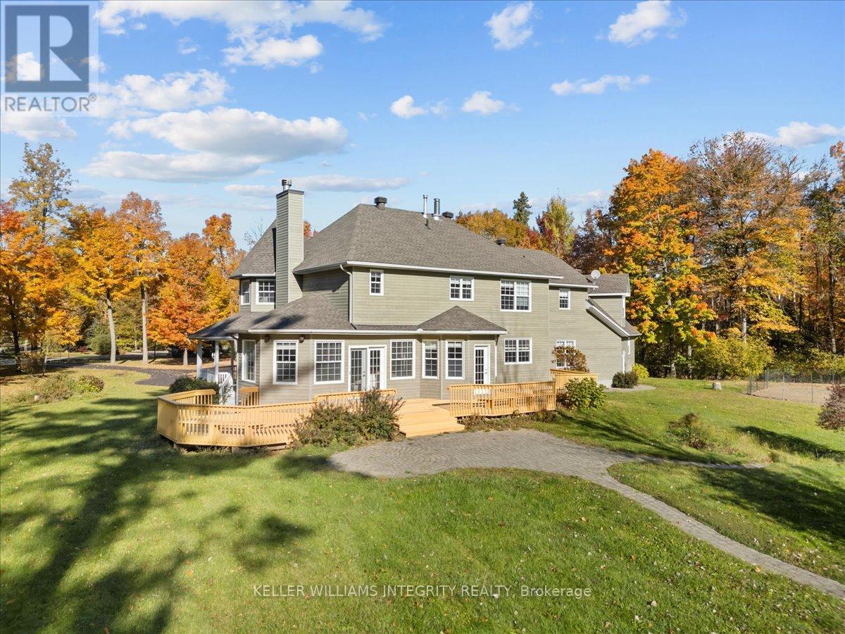 












38 MARCHVALE DRIVE

,
Ottawa,




Ontario
K2W1C2

