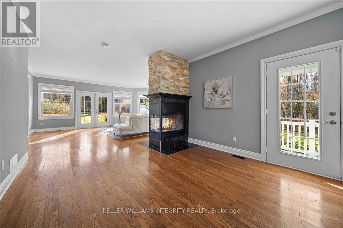 












38 MARCHVALE DRIVE

,
Ottawa,




Ontario
K2W1C2

