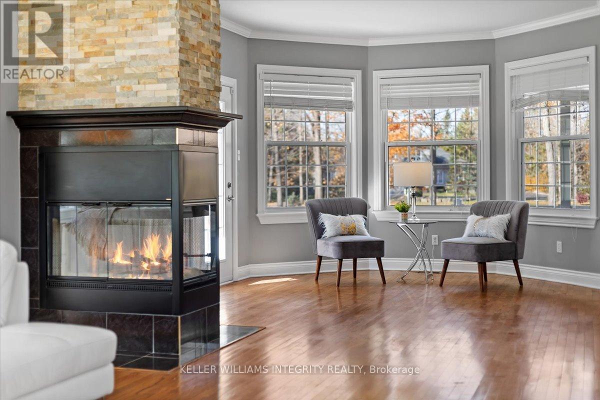 












38 MARCHVALE DRIVE

,
Ottawa,




Ontario
K2W1C2

