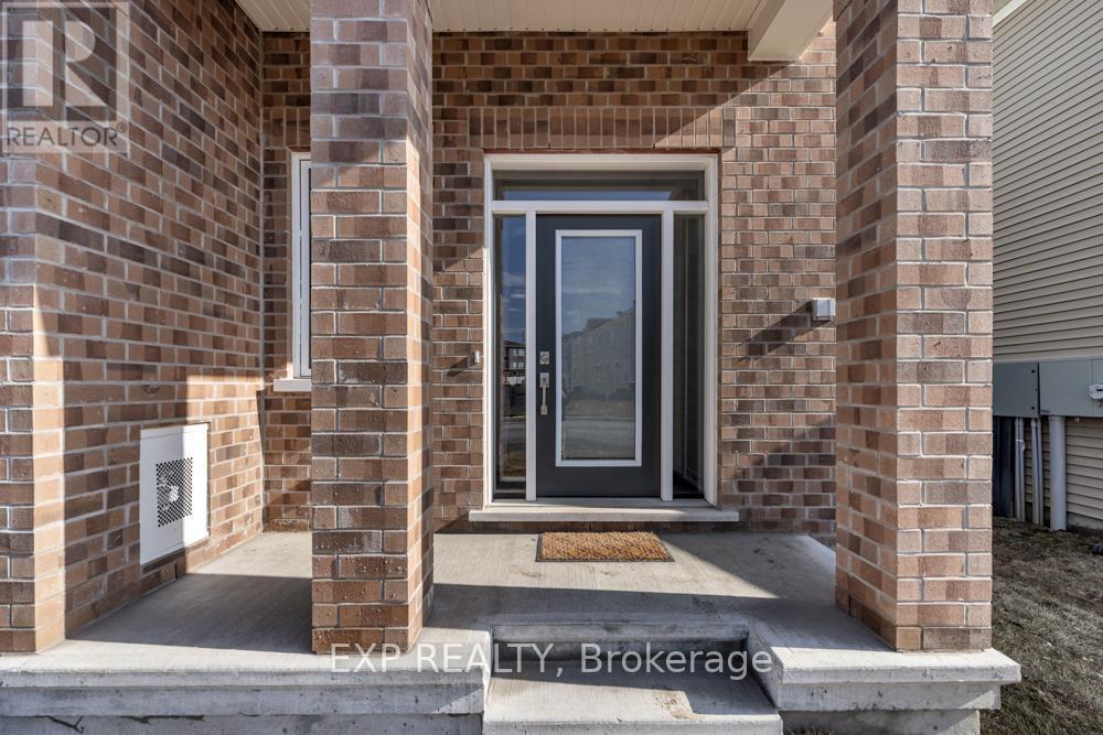 












279 FALSETTO STREET

,
Ottawa,




Ontario
K1W0S4

