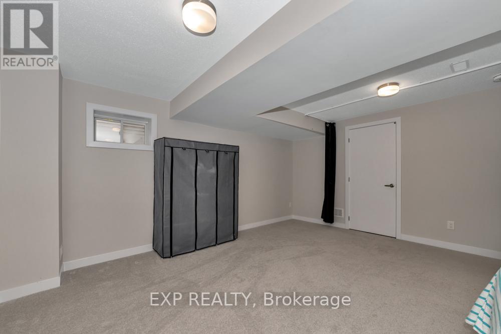 












279 FALSETTO STREET

,
Ottawa,




Ontario
K1W0S4

