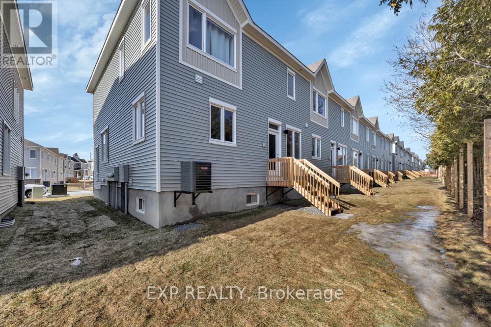 












279 FALSETTO STREET

,
Ottawa,




Ontario
K1W0S4

