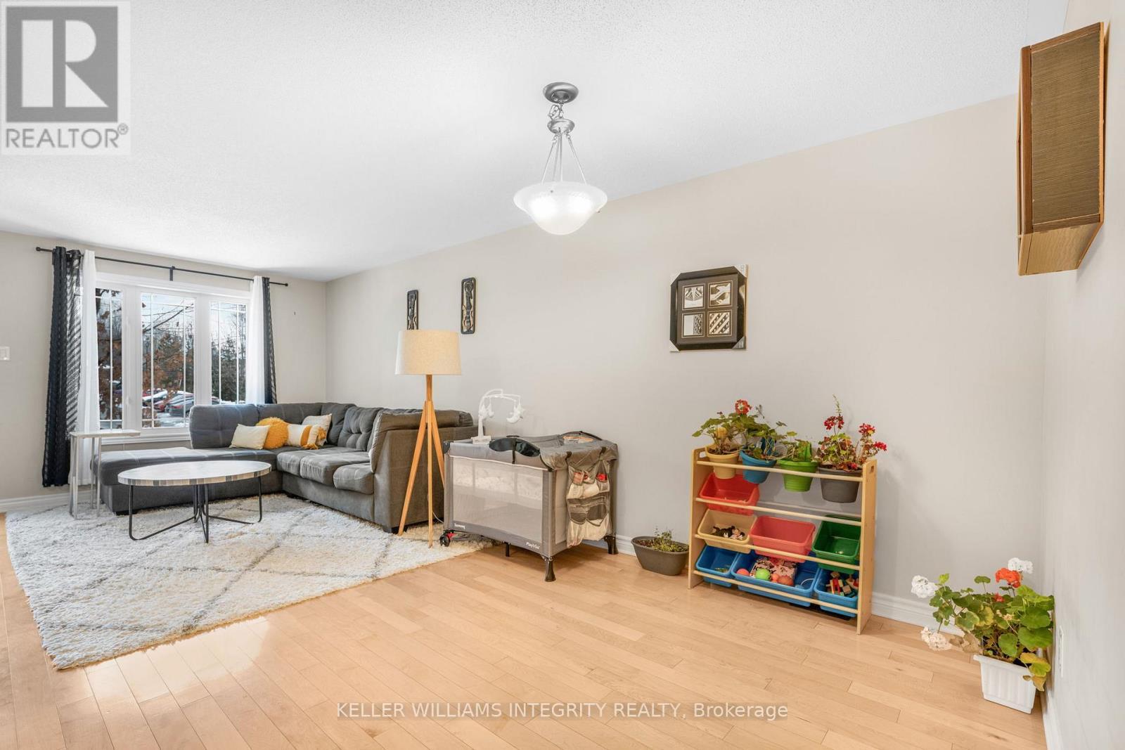 












18 - 176 DEN HAAG DRIVE

,
Ottawa,




Ontario
K1K2V7

