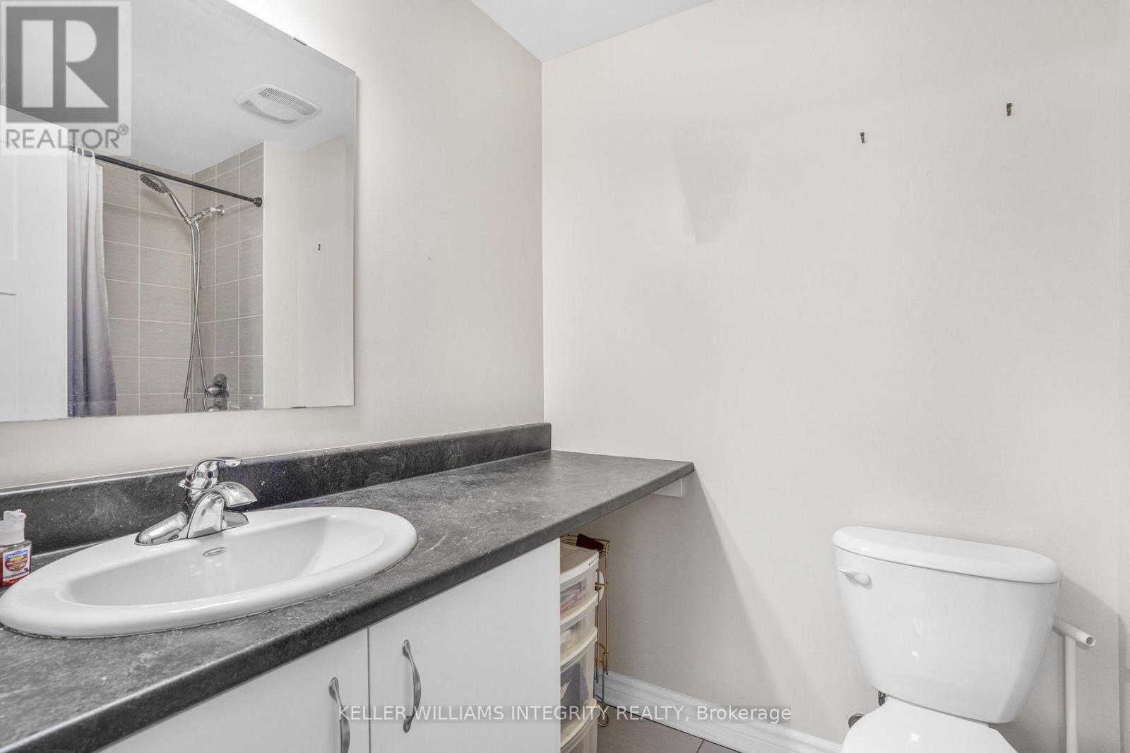 












18 - 176 DEN HAAG DRIVE

,
Ottawa,




Ontario
K1K2V7

