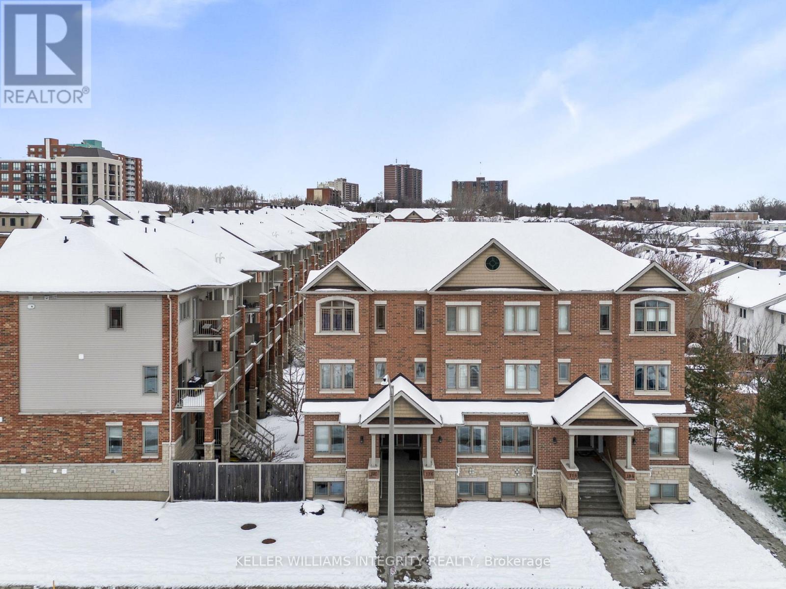 












18 - 176 DEN HAAG DRIVE

,
Ottawa,




Ontario
K1K2V7

