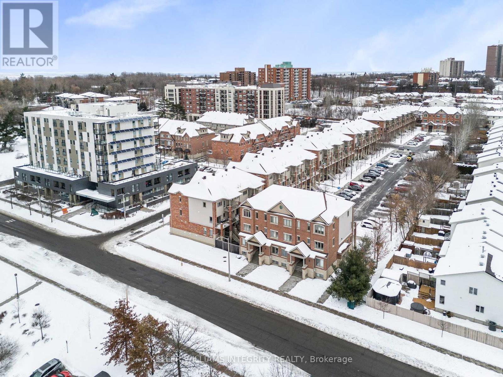 












18 - 176 DEN HAAG DRIVE

,
Ottawa,




Ontario
K1K2V7

