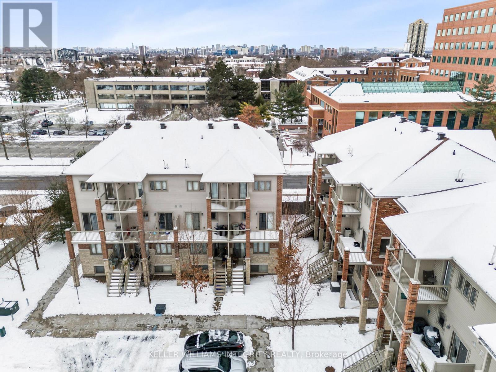 












18 - 176 DEN HAAG DRIVE

,
Ottawa,




Ontario
K1K2V7

