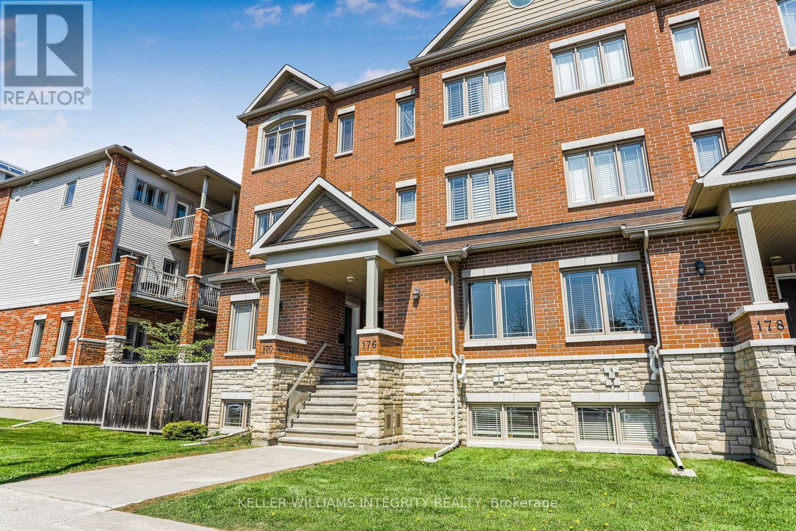 












18 - 176 DEN HAAG DRIVE

,
Ottawa,




Ontario
K1K2V7

