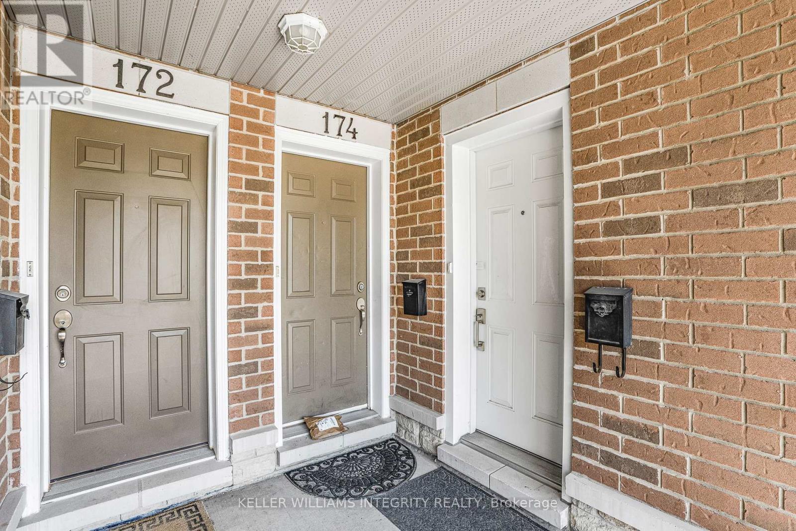 












18 - 176 DEN HAAG DRIVE

,
Ottawa,




Ontario
K1K2V7

