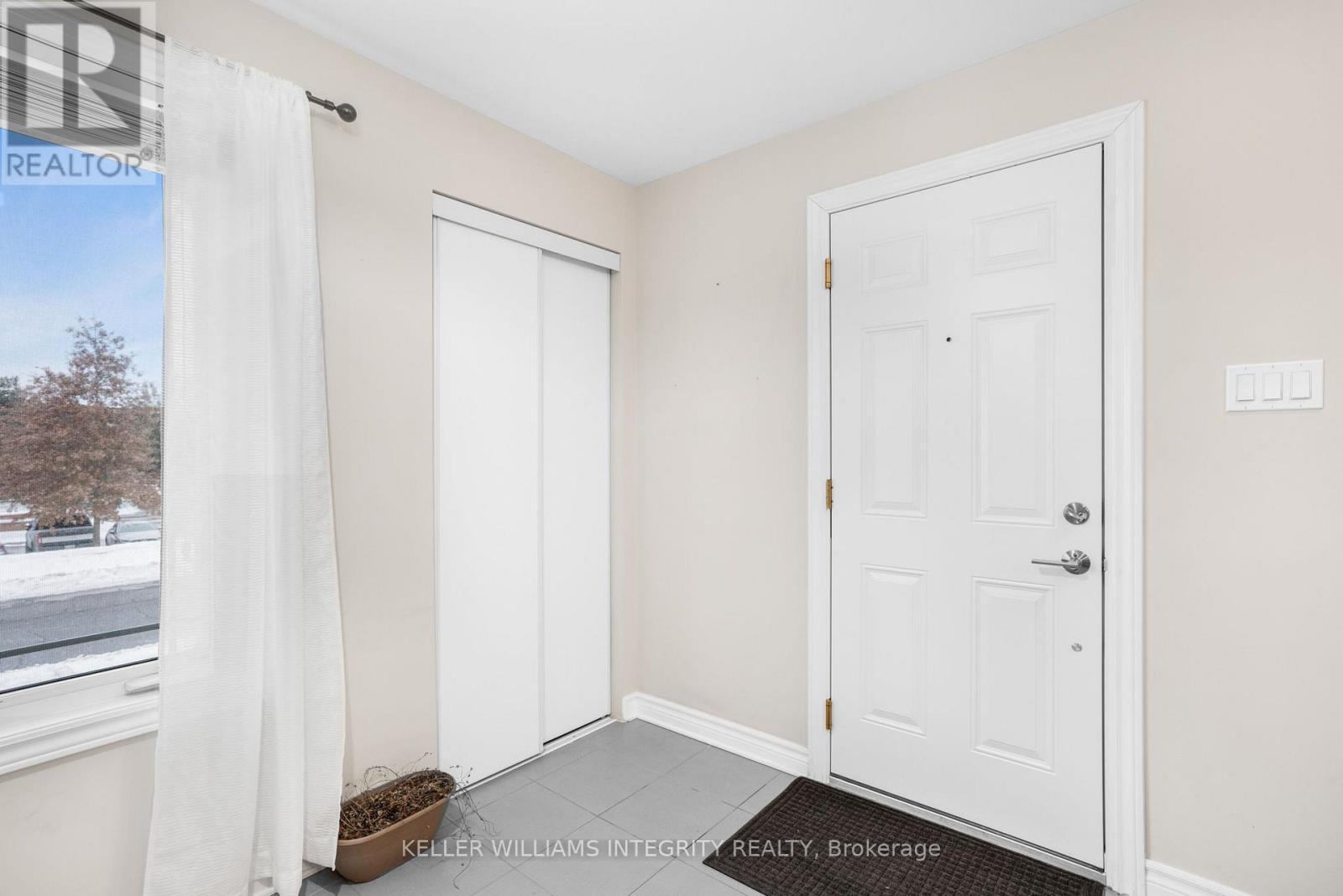 












18 - 176 DEN HAAG DRIVE

,
Ottawa,




Ontario
K1K2V7

