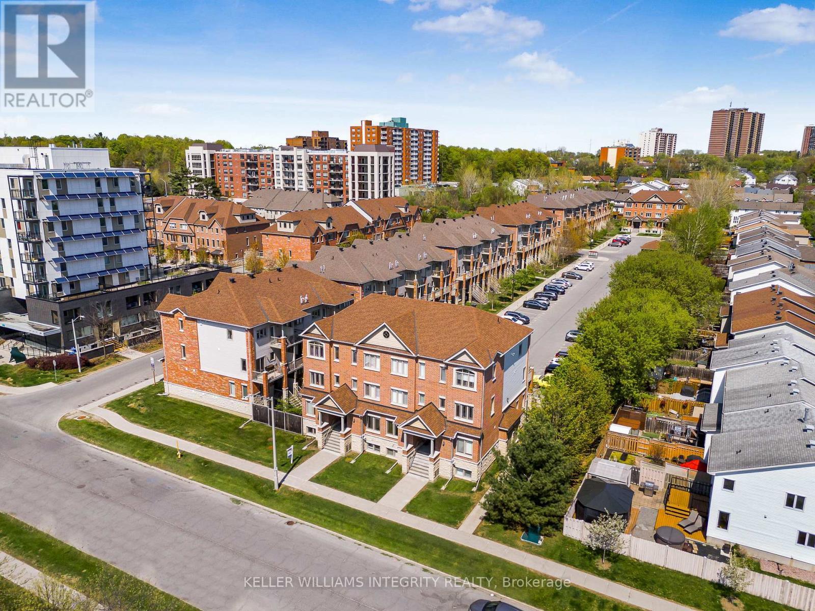 












18 - 176 DEN HAAG DRIVE

,
Ottawa,




Ontario
K1K2V7

