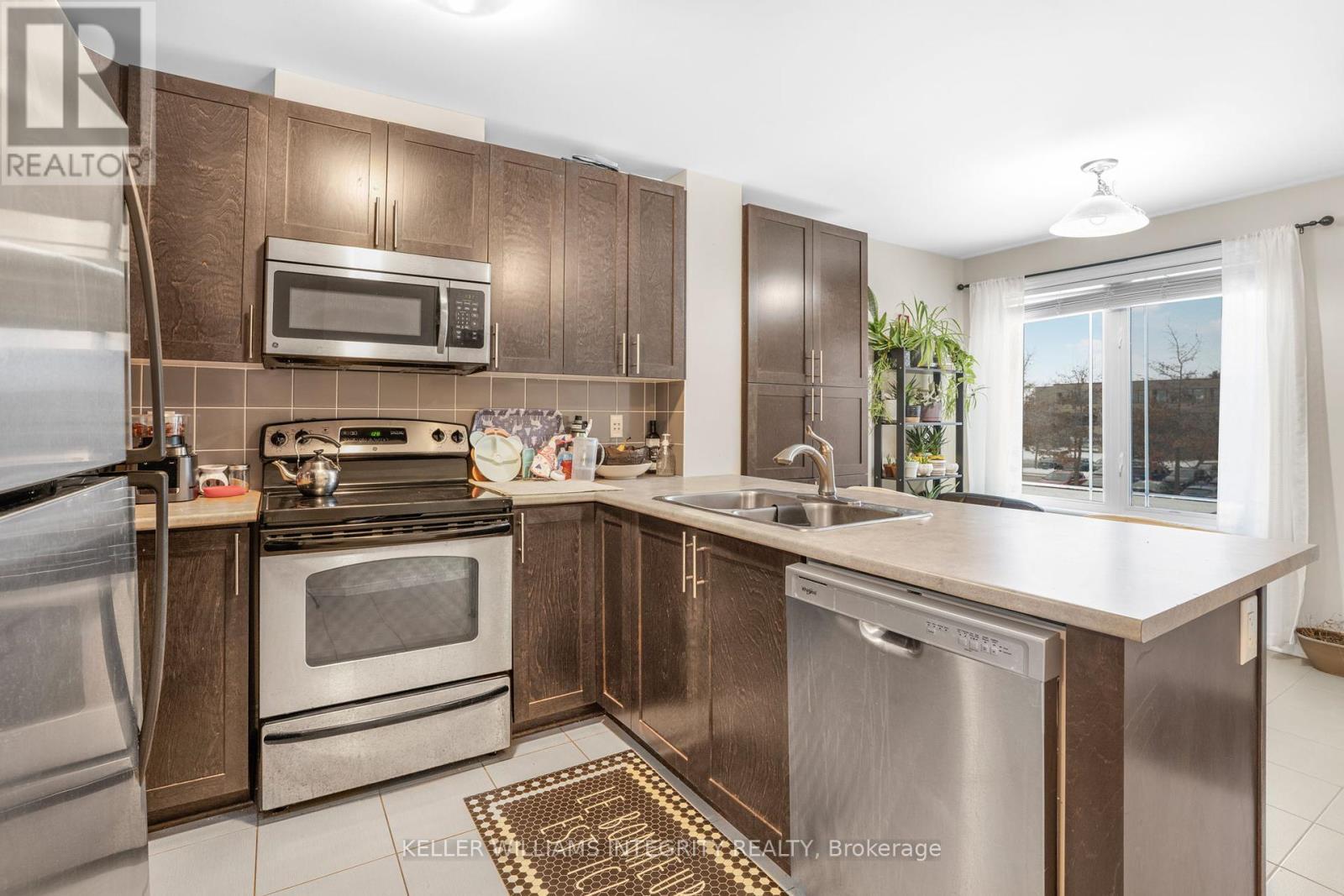 












18 - 176 DEN HAAG DRIVE

,
Ottawa,




Ontario
K1K2V7

