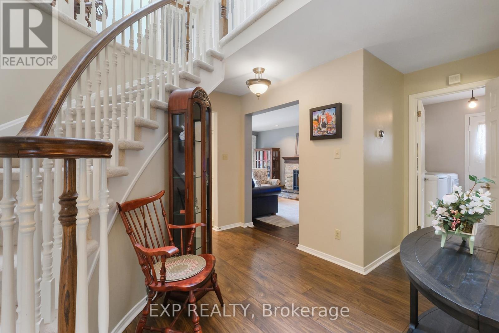 












6182 VOYAGEUR DRIVE

,
Ottawa,




Ontario
K1C2W3

