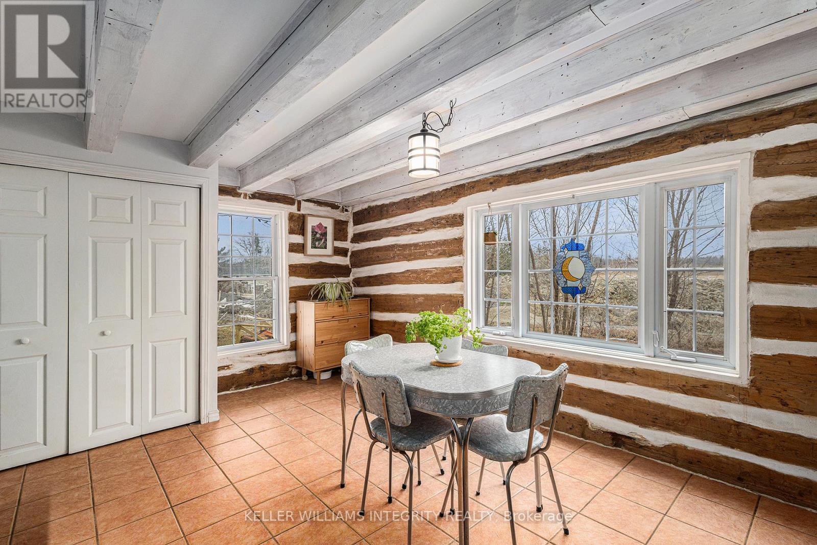 












359 CARLETON STREET

,
Carleton Place,




Ontario
K7C3C2


