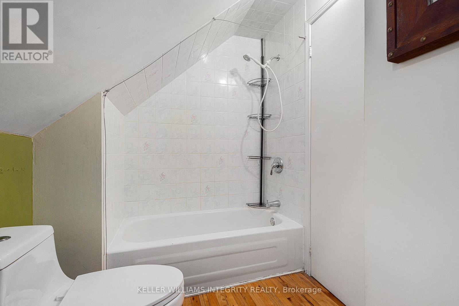 












359 CARLETON STREET

,
Carleton Place,




Ontario
K7C3C2

