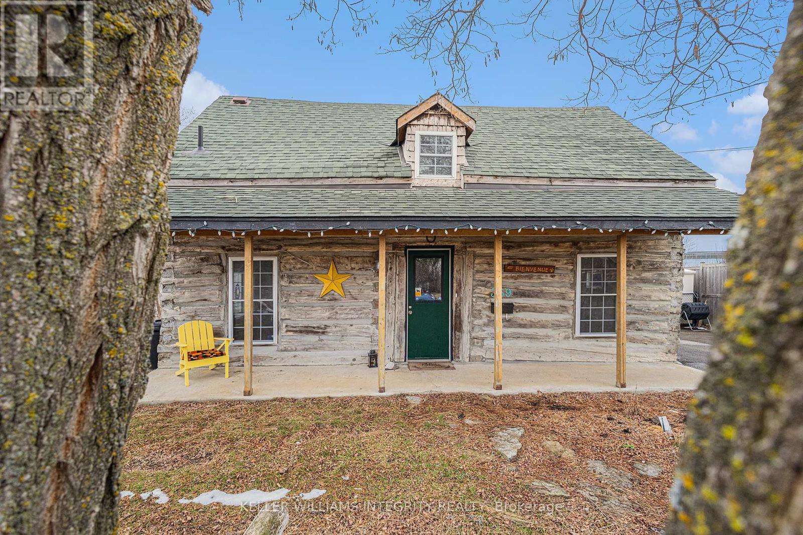 












359 CARLETON STREET

,
Carleton Place,




Ontario
K7C3C2

