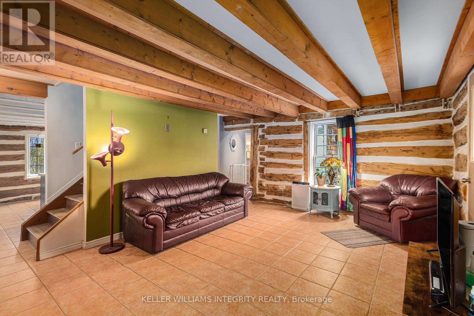 












359 CARLETON STREET

,
Carleton Place,




Ontario
K7C3C2

