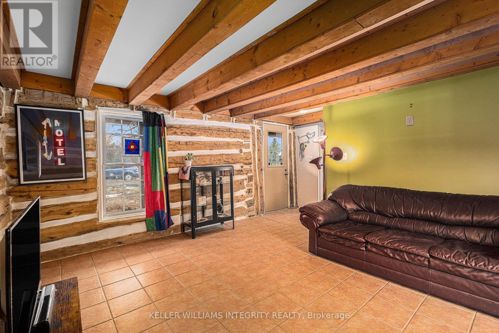 












359 CARLETON STREET

,
Carleton Place,




Ontario
K7C3C2

