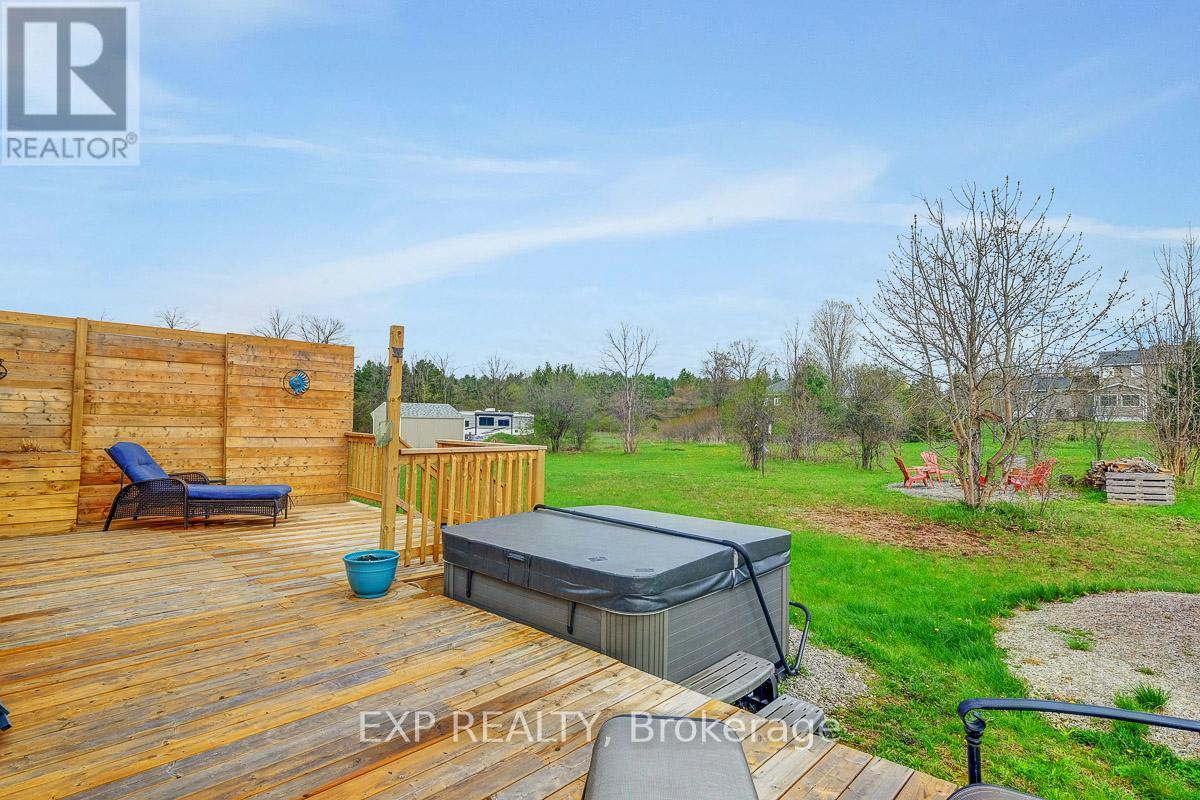 












4 TRACY LANE

,
Rideau Lakes,




Ontario
K7A4S5

