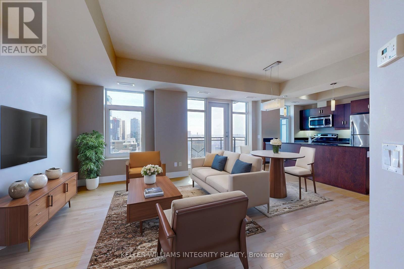 












1606 - 245 KENT STREET

,
Ottawa,




Ontario
K2P0A5

