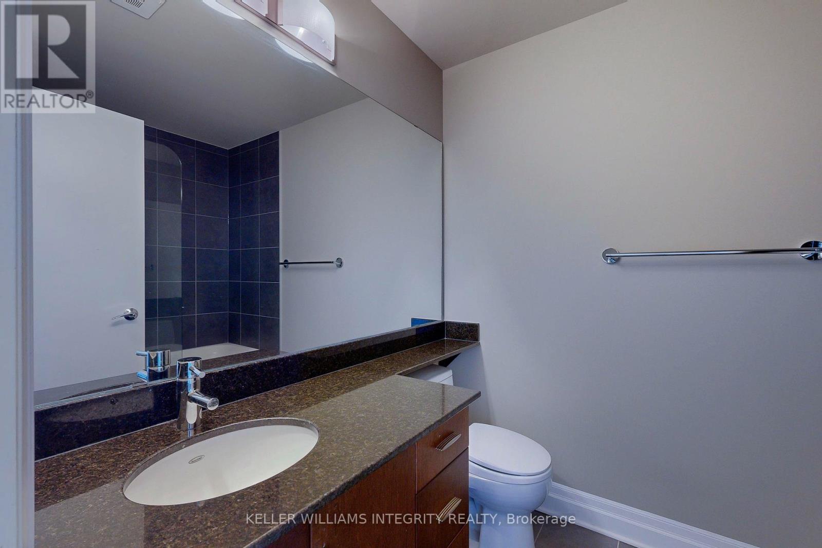 












1606 - 245 KENT STREET

,
Ottawa,




Ontario
K2P0A5

