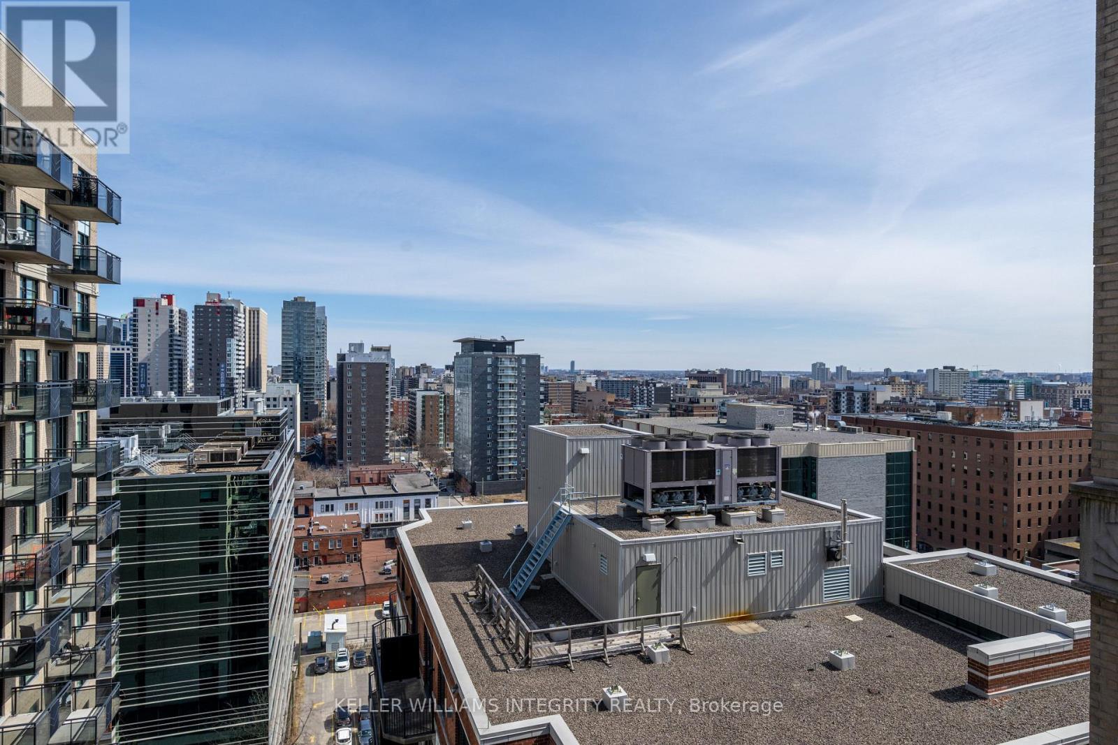 












1606 - 245 KENT STREET

,
Ottawa,




Ontario
K2P0A5

