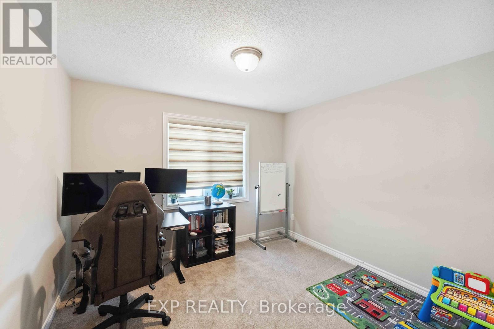 












107 AUBRAIS CRESCENT

,
Ottawa,




Ontario
K1W0M9

