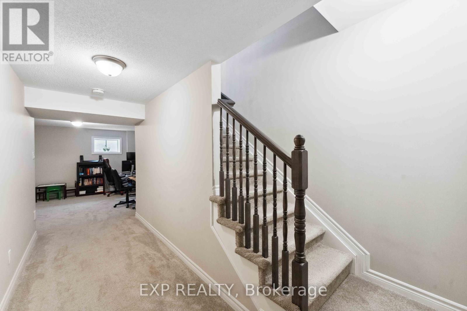












107 AUBRAIS CRESCENT

,
Ottawa,




Ontario
K1W0M9

