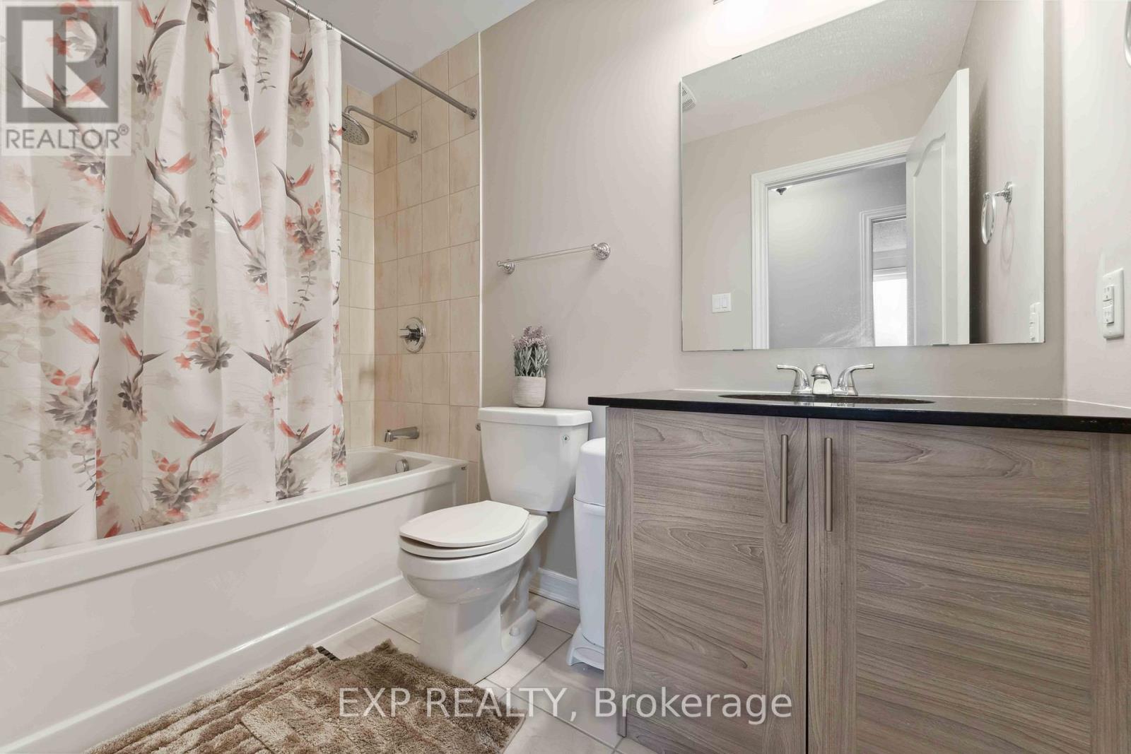 












107 AUBRAIS CRESCENT

,
Ottawa,




Ontario
K1W0M9

