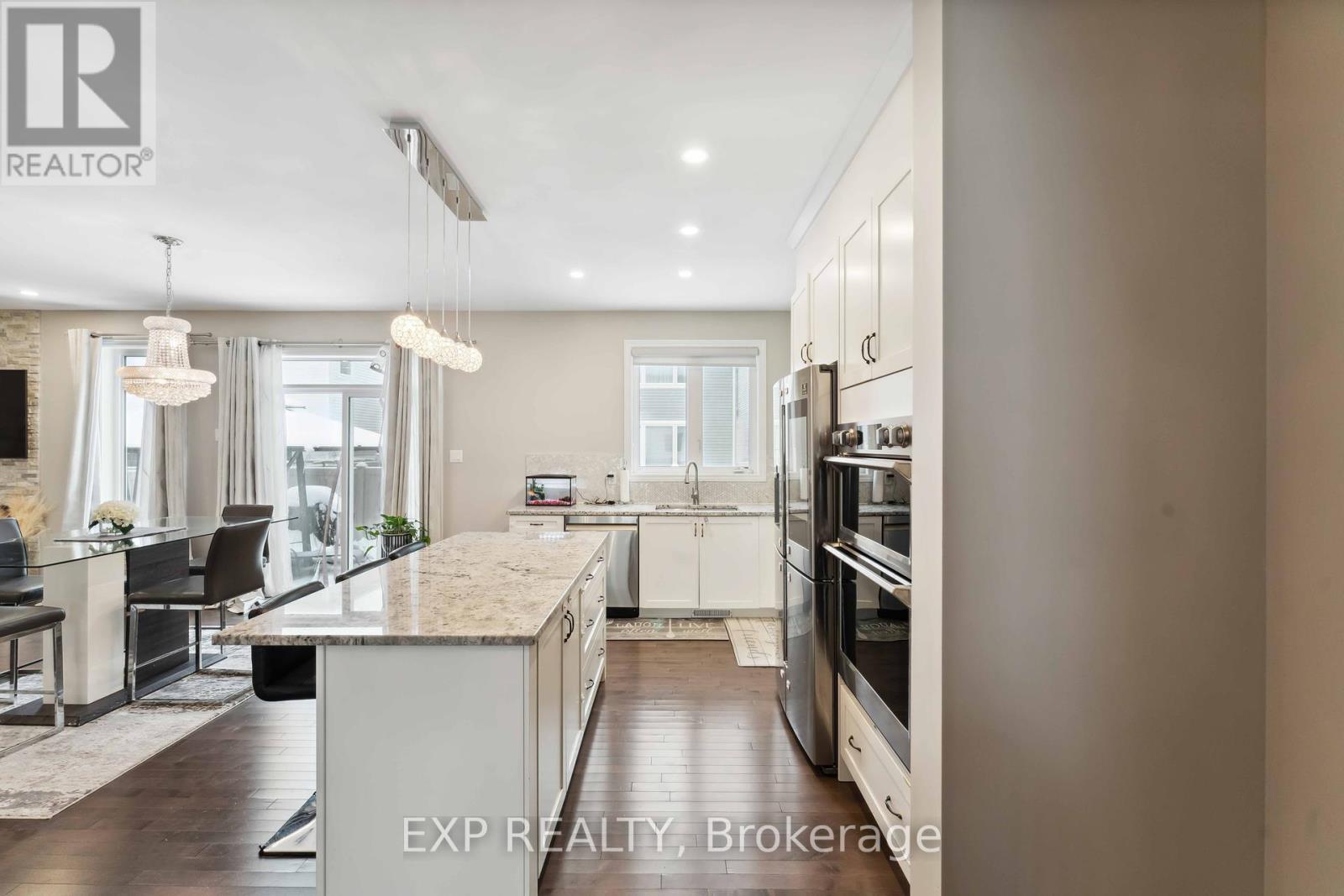 












107 AUBRAIS CRESCENT

,
Ottawa,




Ontario
K1W0M9

