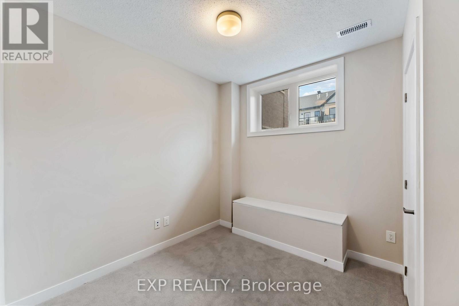 












209 SPECKLED ALDER ROW

,
Ottawa,




Ontario
K2J7G8

