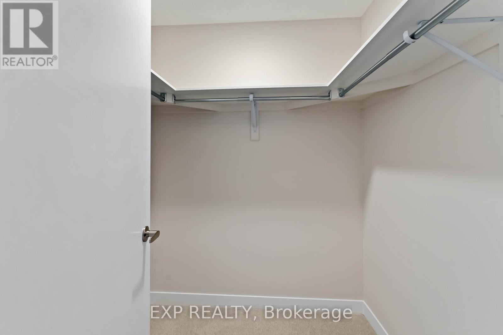 












209 SPECKLED ALDER ROW

,
Ottawa,




Ontario
K2J7G8

