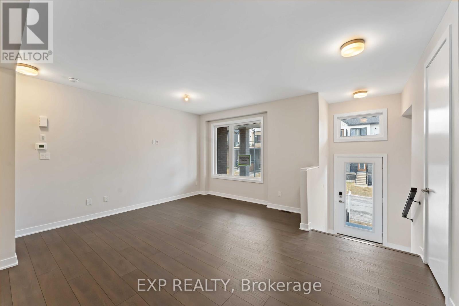 












209 SPECKLED ALDER ROW

,
Ottawa,




Ontario
K2J7G8

