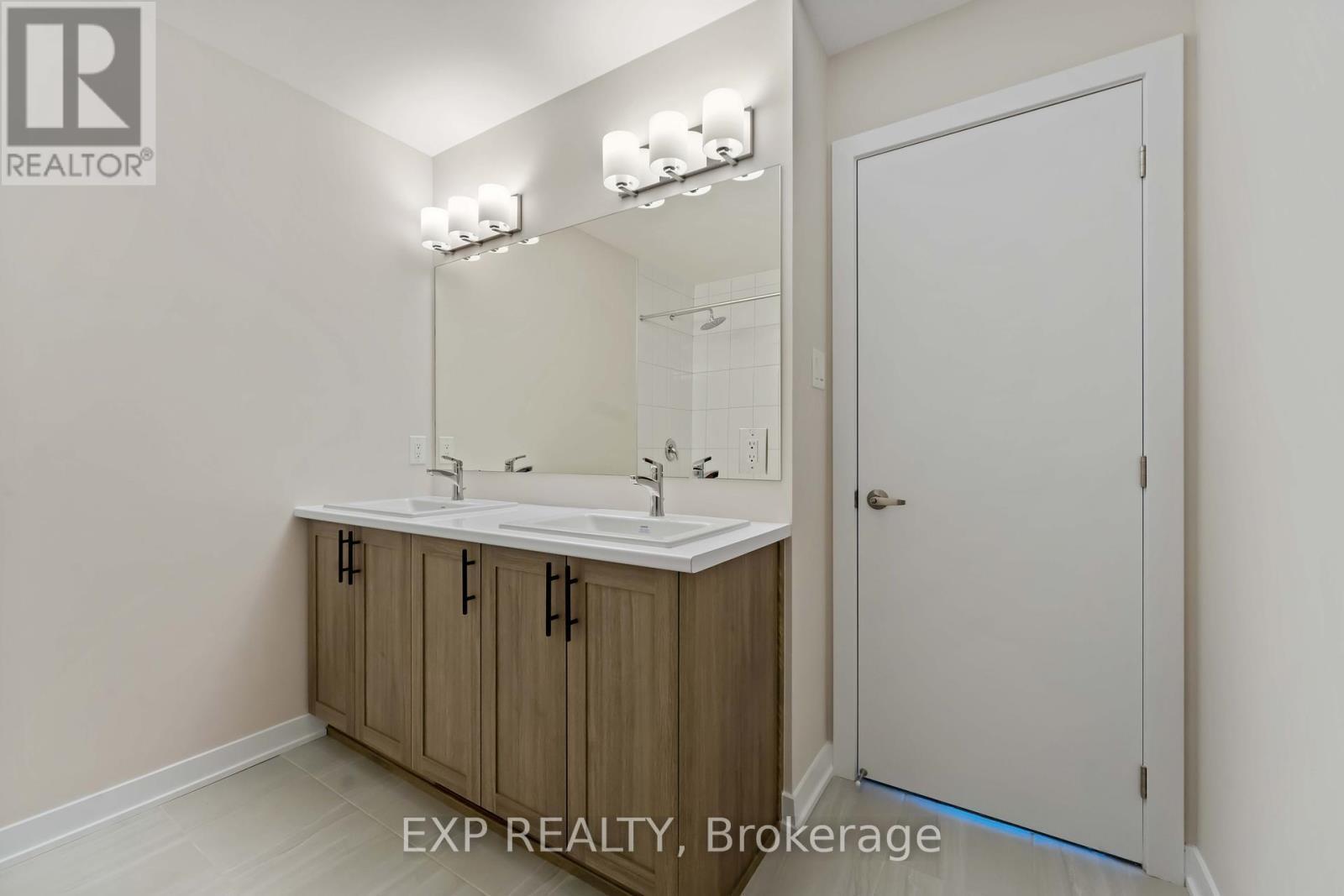 












209 SPECKLED ALDER ROW

,
Ottawa,




Ontario
K2J7G8

