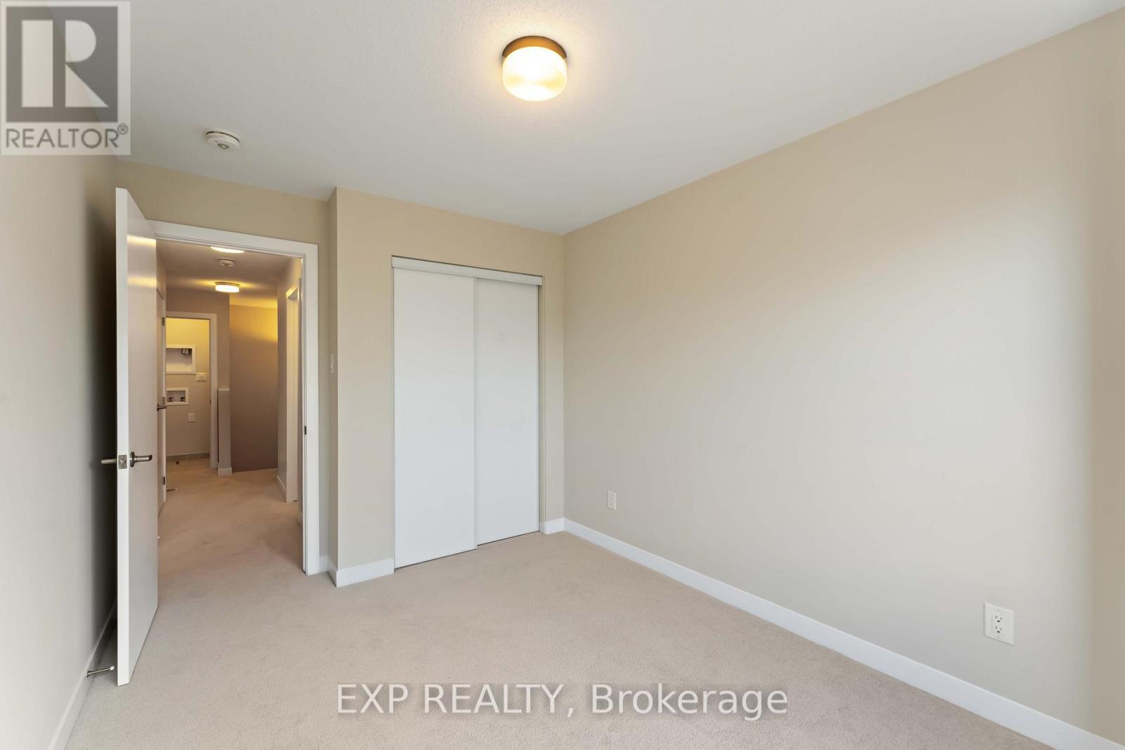 












209 SPECKLED ALDER ROW

,
Ottawa,




Ontario
K2J7G8

