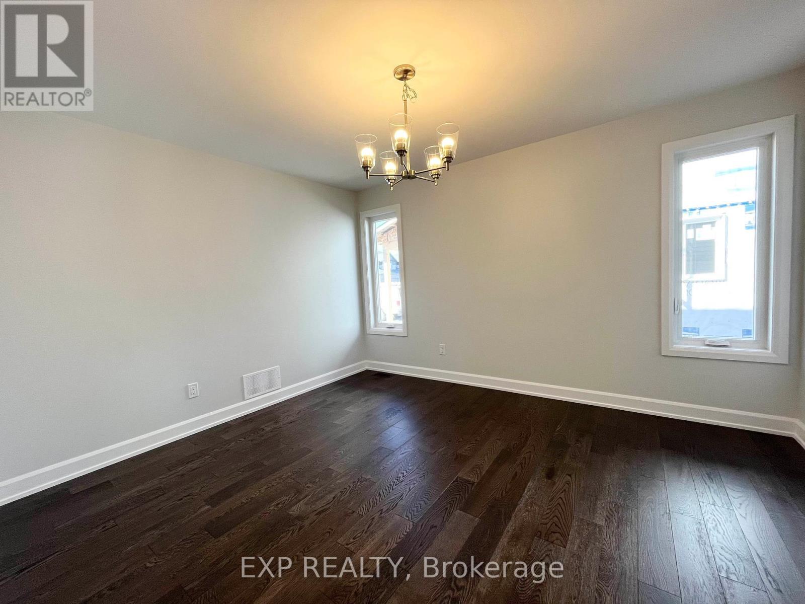 












827 SOLIDEX PLACE

,
Russell,




Ontario
K4R0C7


