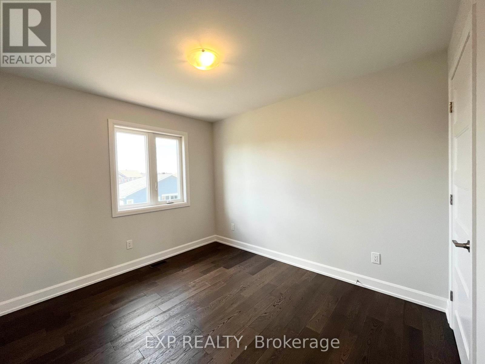 












827 SOLIDEX PLACE

,
Russell,




Ontario
K4R0C7


