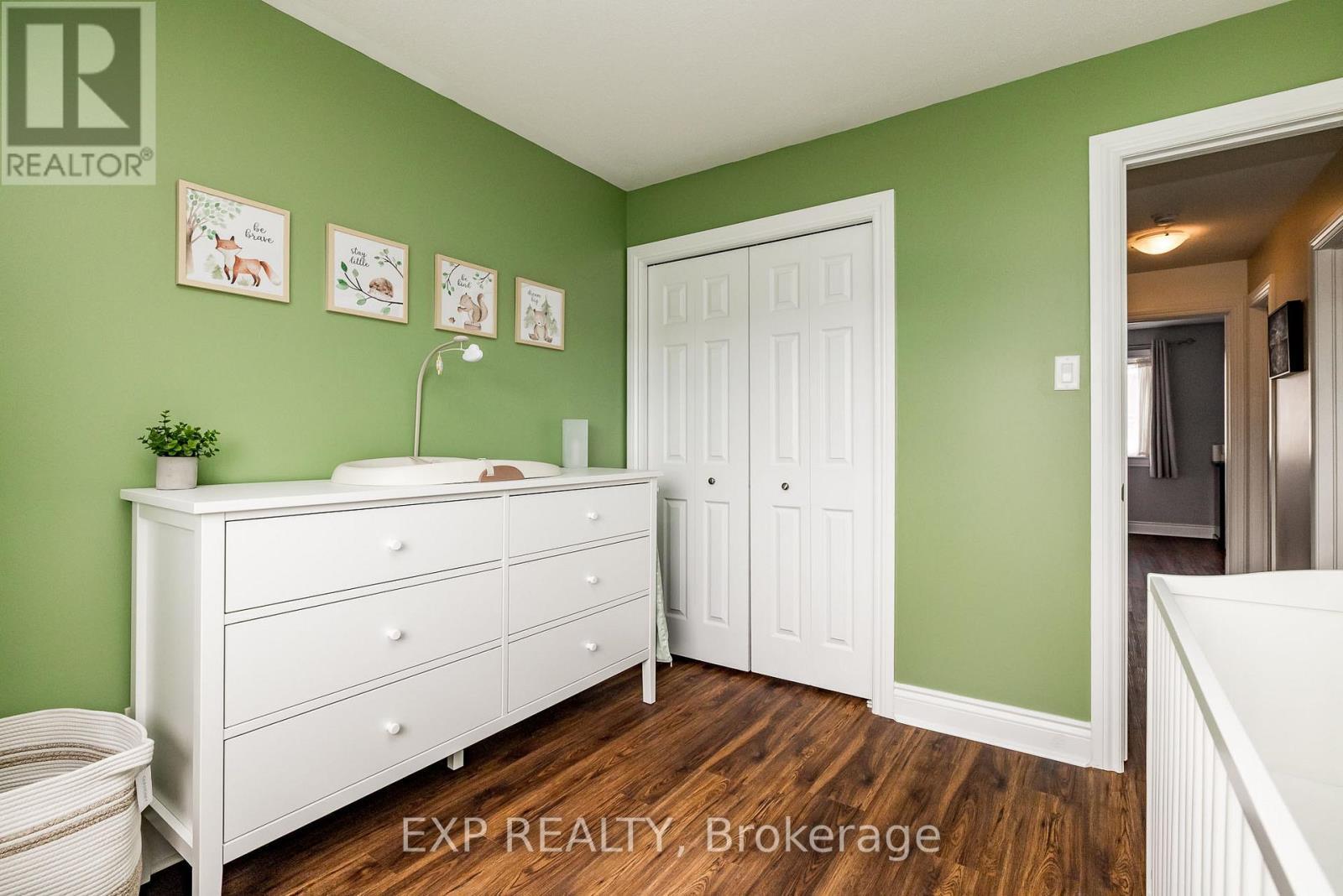 












24 DESMOND TRUDEAU DRIVE

,
Arnprior,




Ontario
K7S0G5

