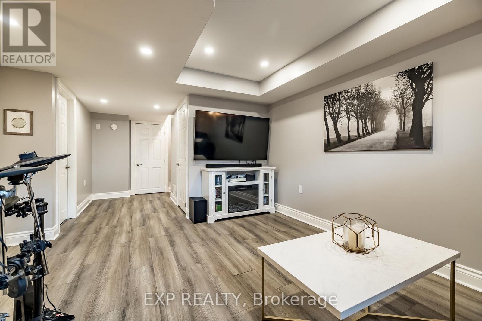 












24 DESMOND TRUDEAU DRIVE

,
Arnprior,




Ontario
K7S0G5

