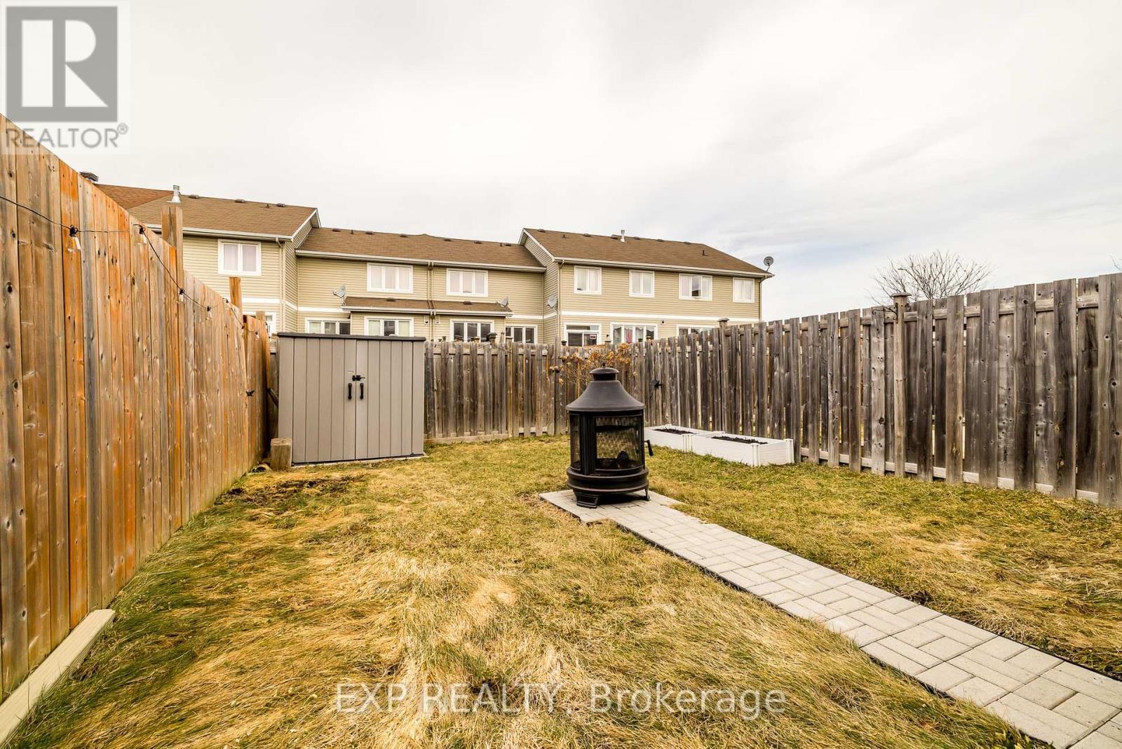 












24 DESMOND TRUDEAU DRIVE

,
Arnprior,




Ontario
K7S0G5

