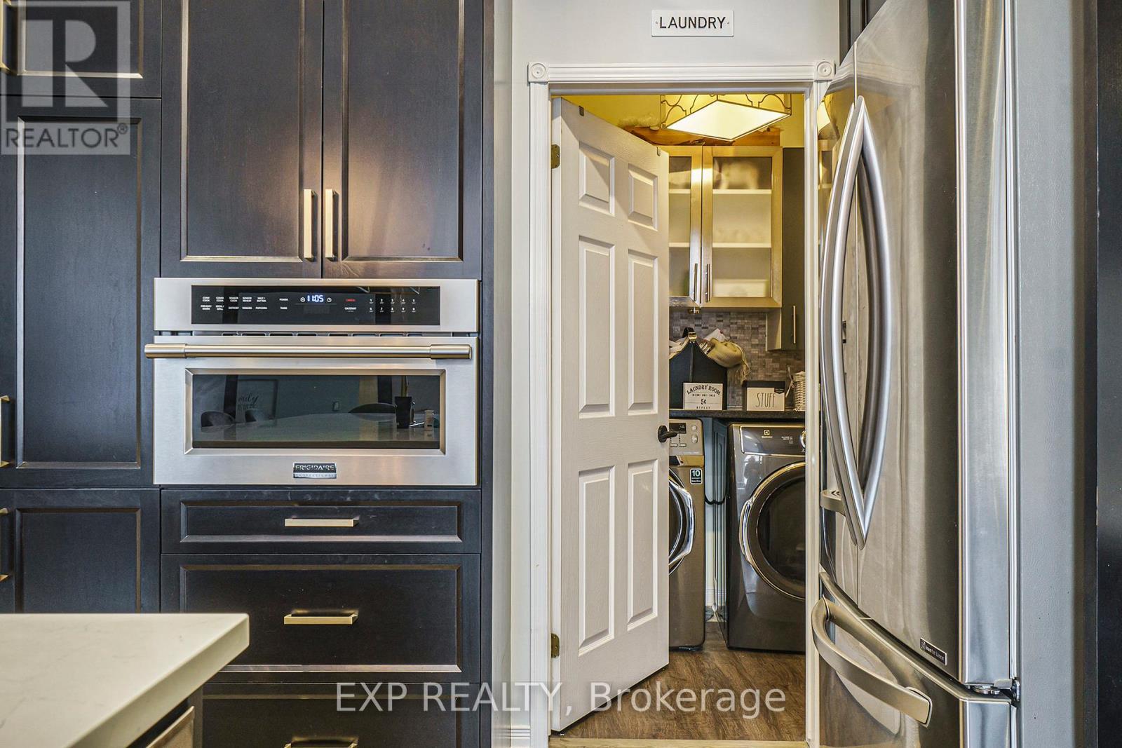 












2178 NANTES STREET

,
Ottawa,




Ontario
K4A4E5

