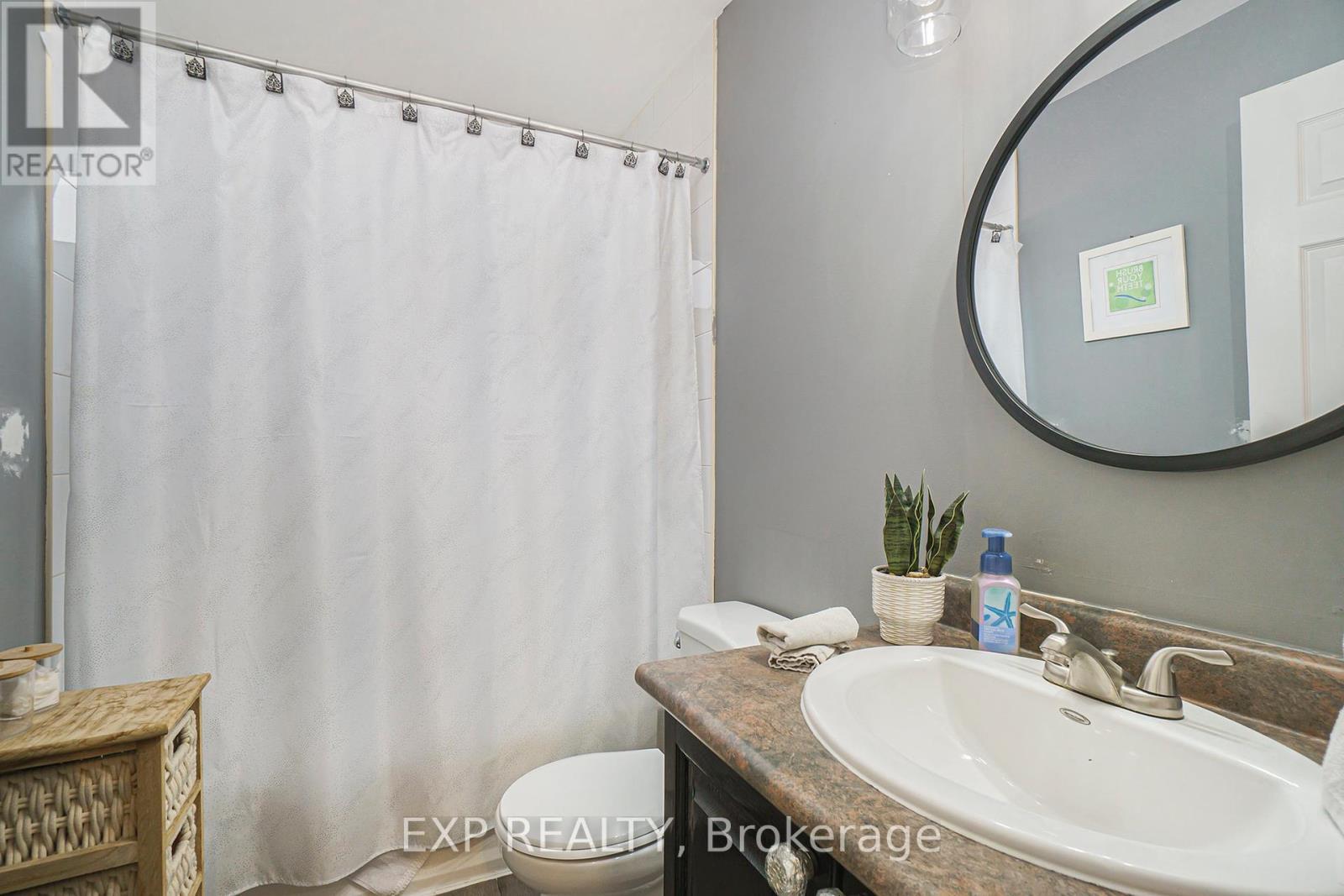 












2178 NANTES STREET

,
Ottawa,




Ontario
K4A4E5

