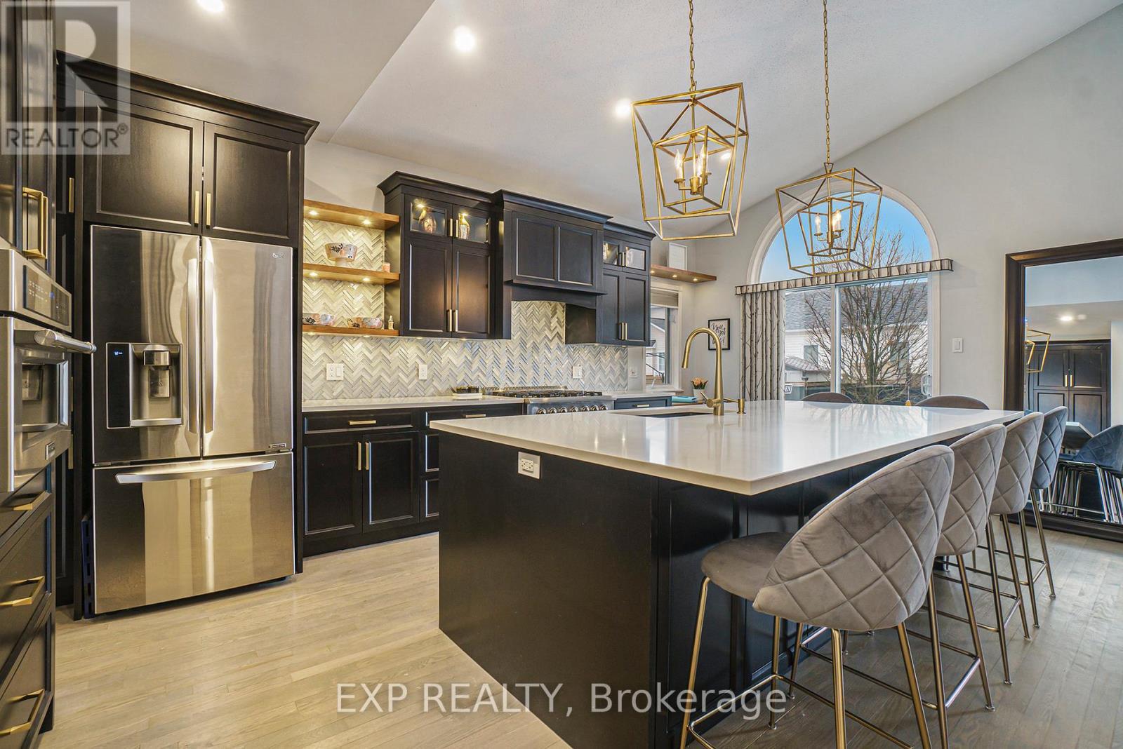 












2178 NANTES STREET

,
Ottawa,




Ontario
K4A4E5


