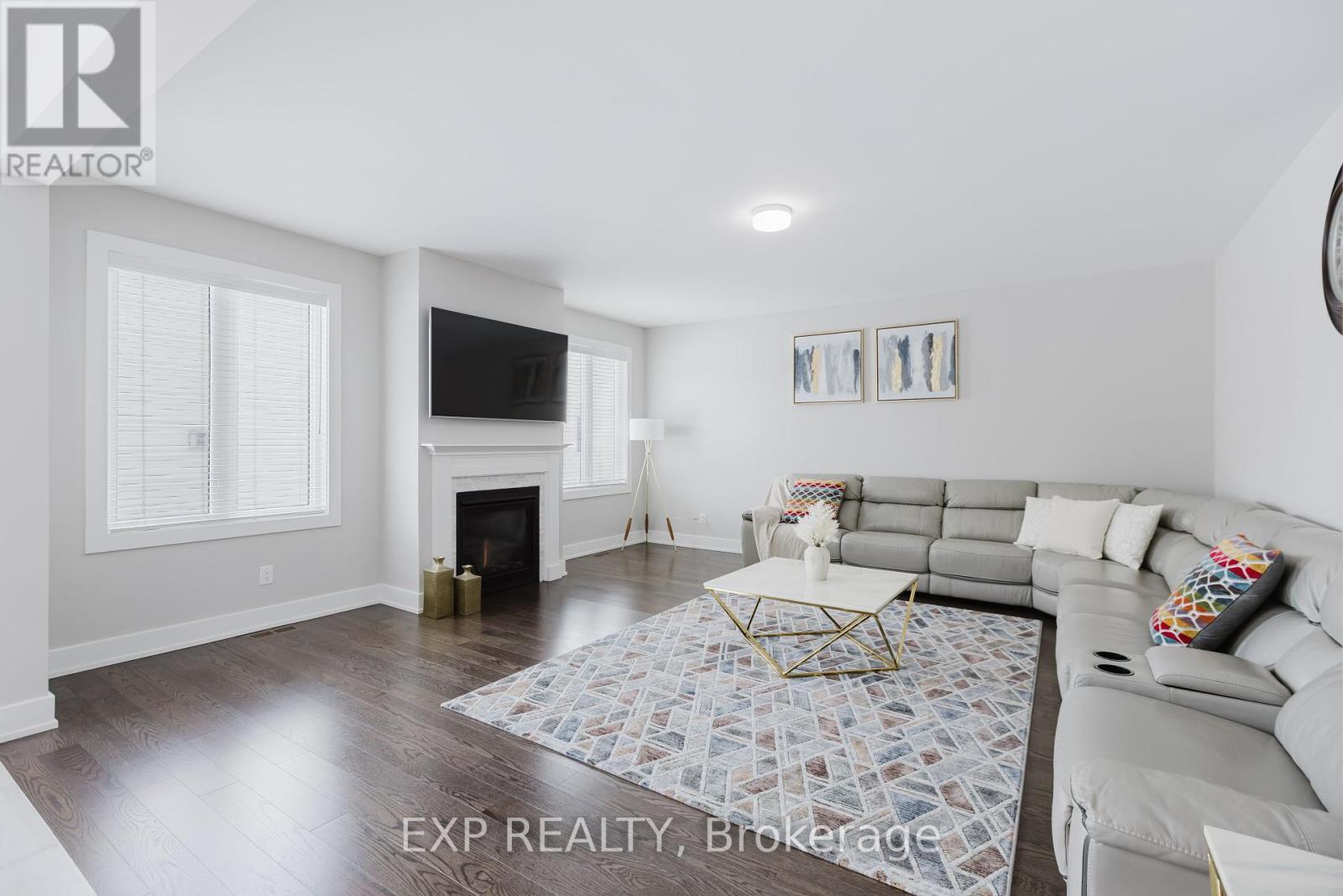 












324 MEYNELL ROAD

,
Ottawa,




Ontario
K0A2Z0


