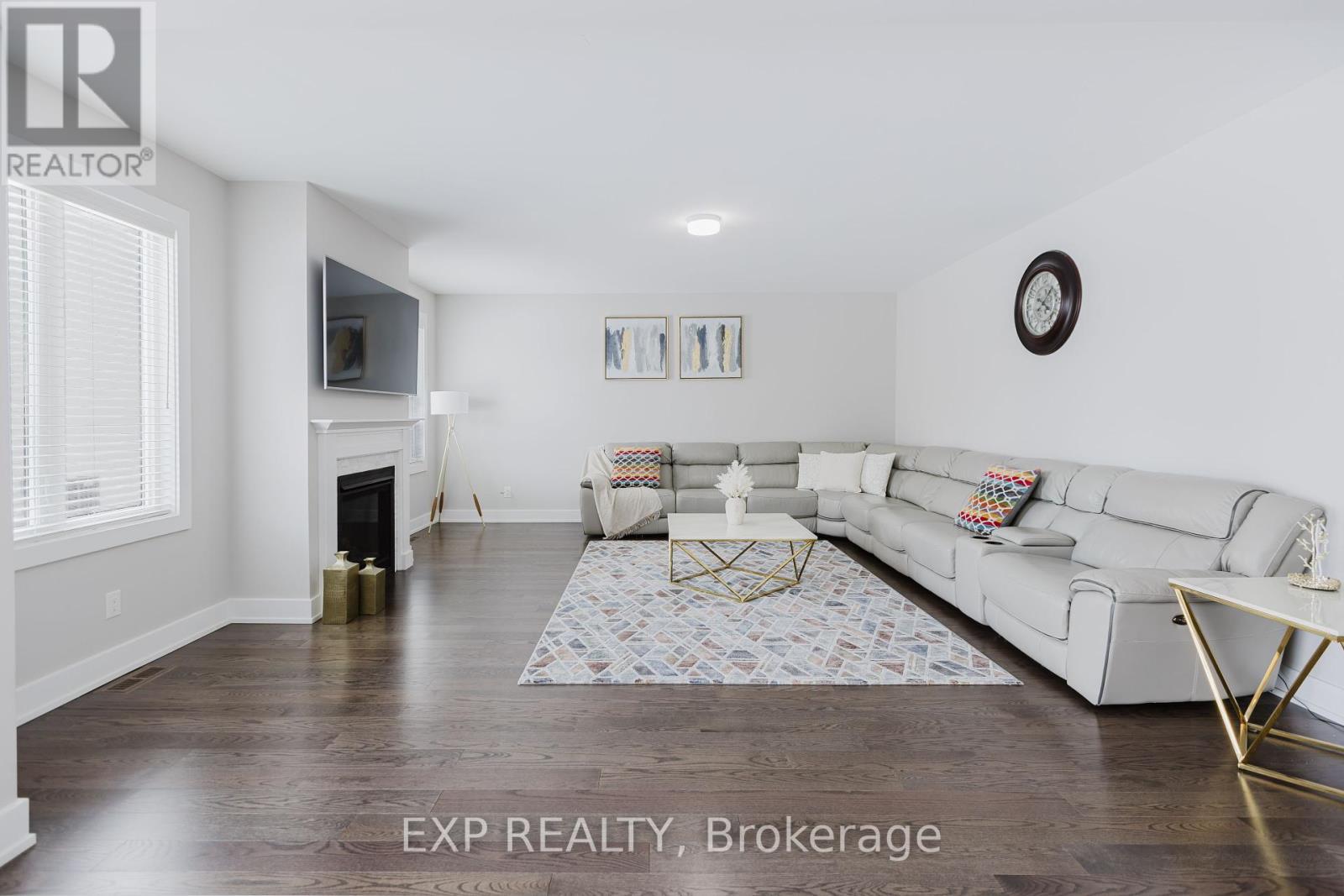 












324 MEYNELL ROAD

,
Ottawa,




Ontario
K0A2Z0

