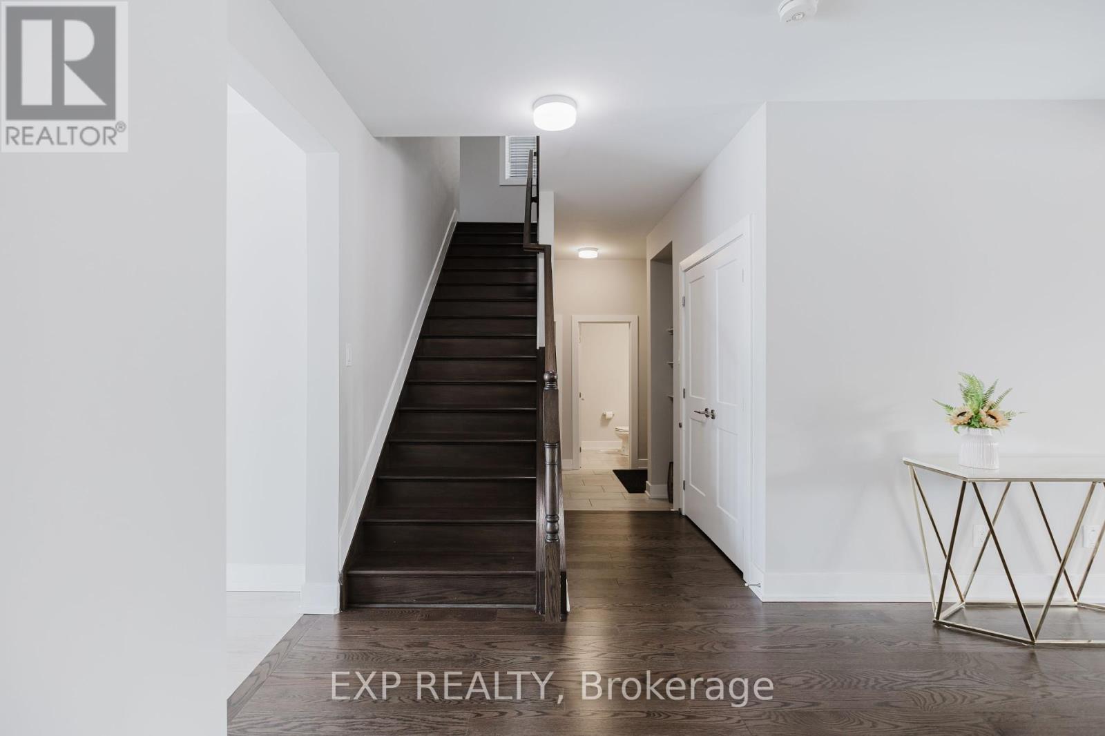 












324 MEYNELL ROAD

,
Ottawa,




Ontario
K0A2Z0

