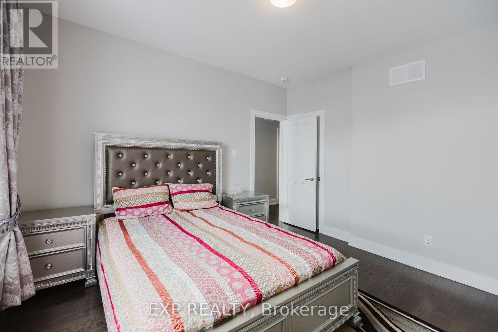 












324 MEYNELL ROAD

,
Ottawa,




Ontario
K0A2Z0

