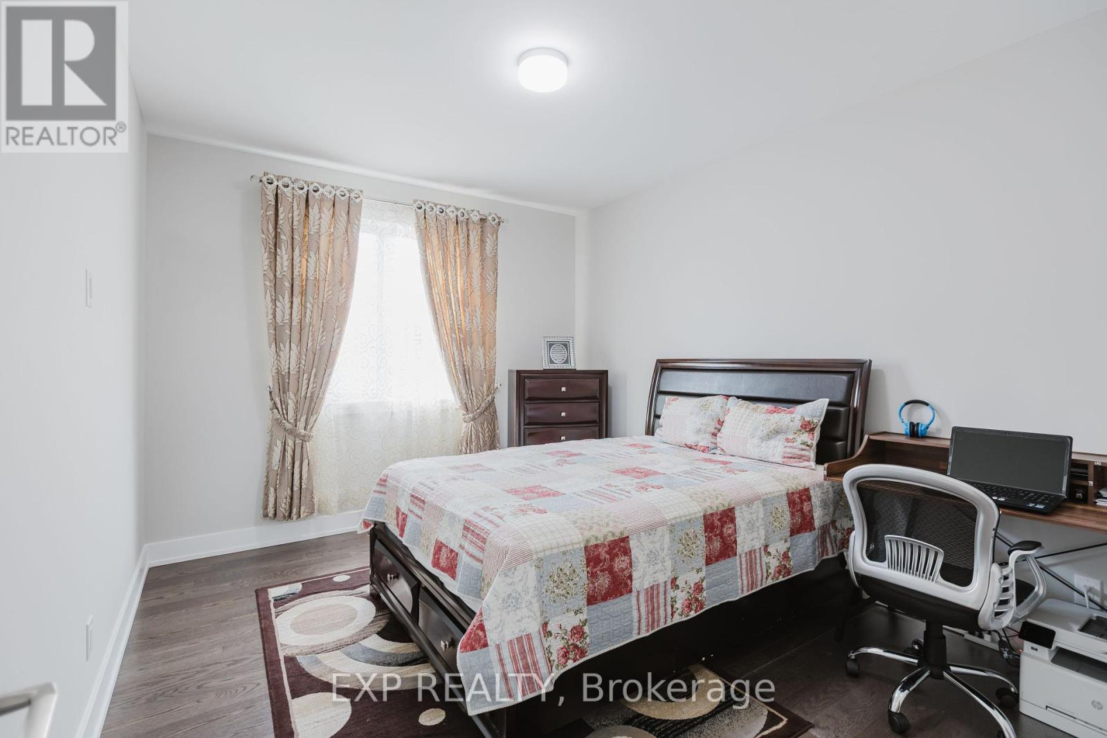 












324 MEYNELL ROAD

,
Ottawa,




Ontario
K0A2Z0

