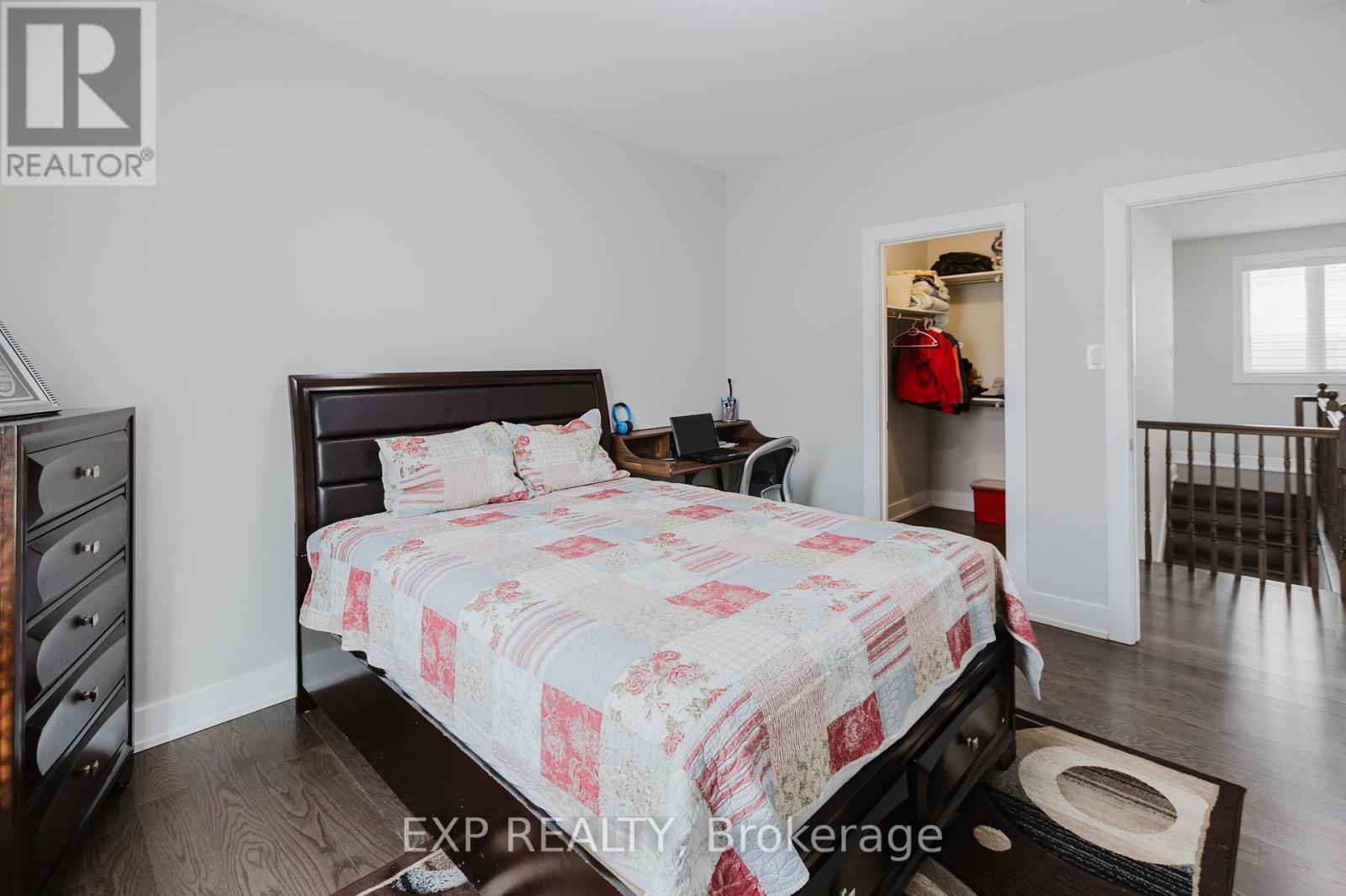 












324 MEYNELL ROAD

,
Ottawa,




Ontario
K0A2Z0

